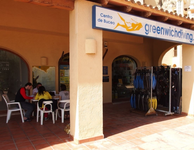  Exterior of the diving school diving in Altea